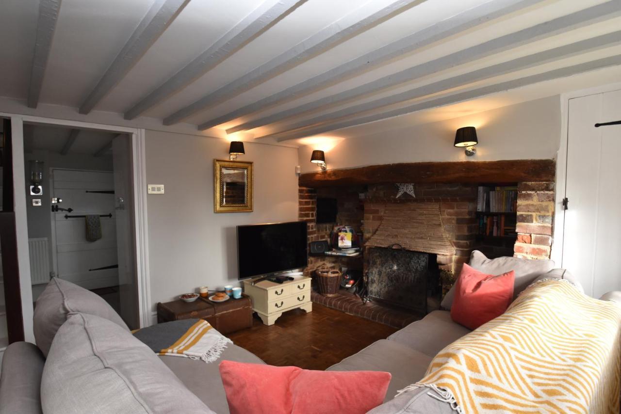Rose Mullion Cottage Pett Екстер'єр фото