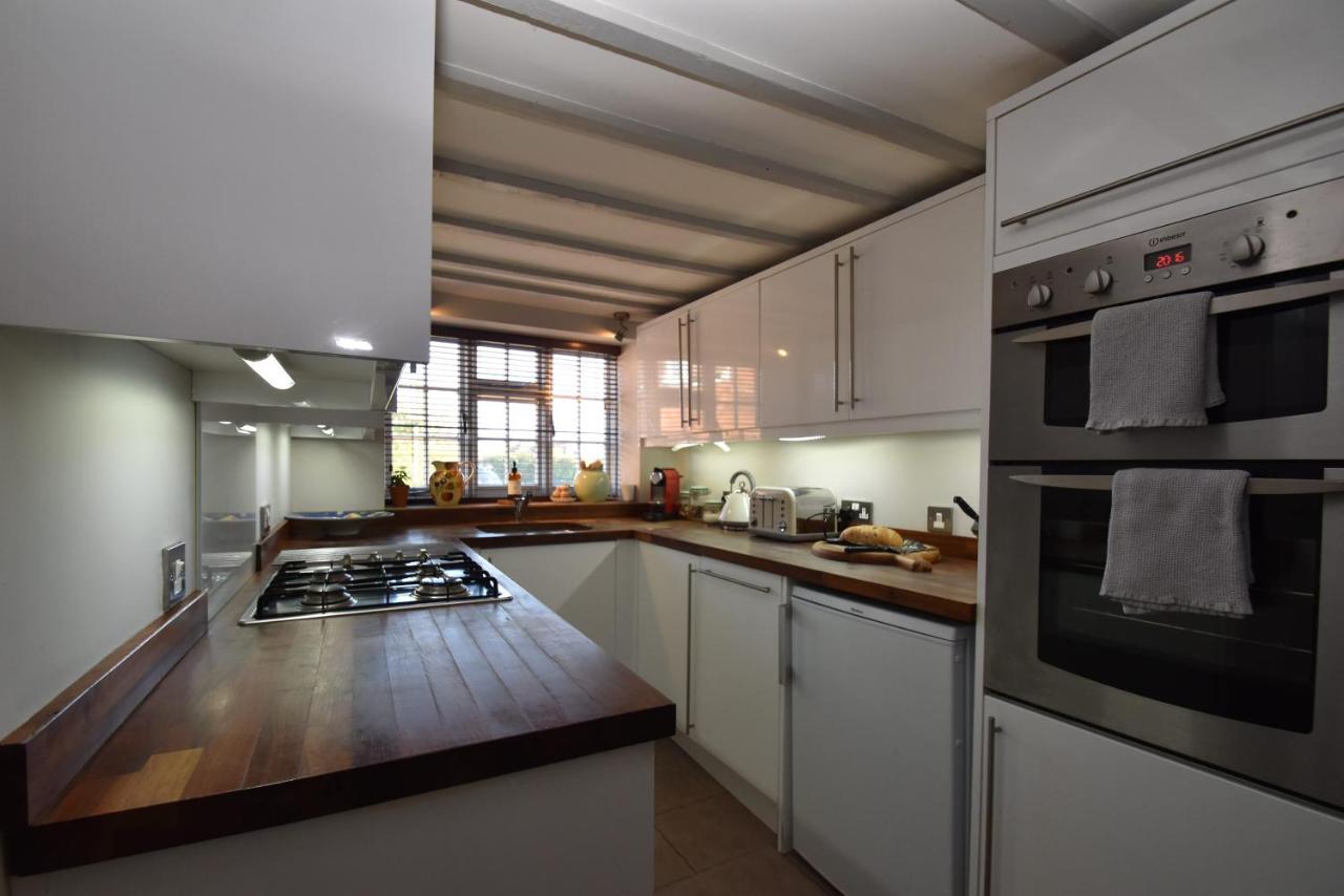 Rose Mullion Cottage Pett Екстер'єр фото