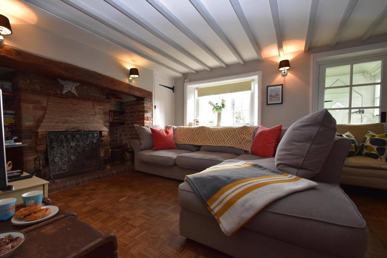 Rose Mullion Cottage Pett Екстер'єр фото