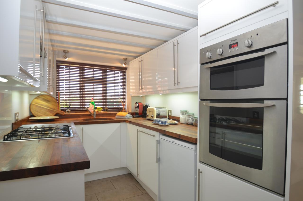 Rose Mullion Cottage Pett Екстер'єр фото